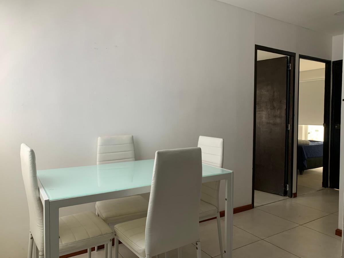 Apartamento Cerca Del Cc Titan Plaza Bogota Luaran gambar